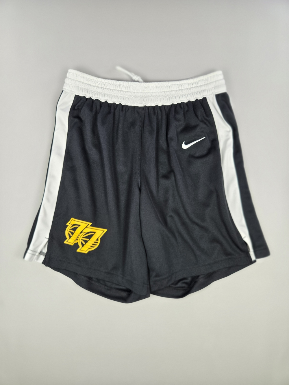 Nike 2023 Luka Dončić #77 Basketball Practice Shorts Black Medium EUC